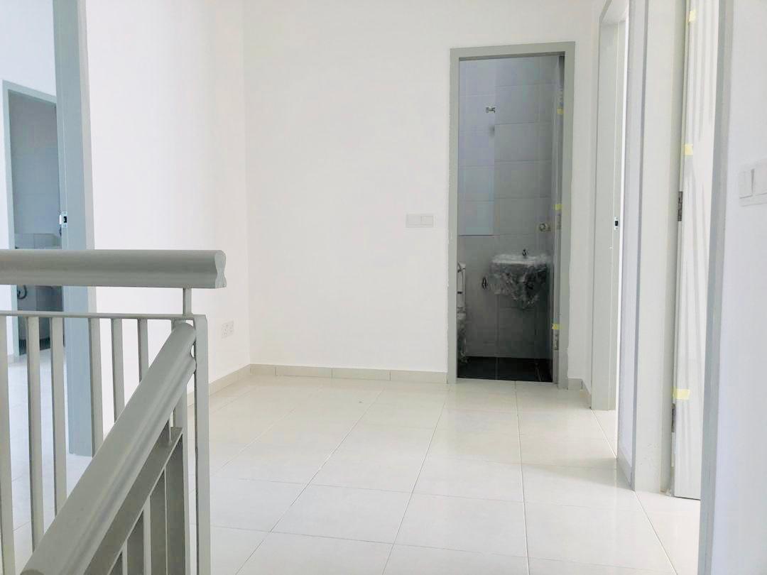 New Double Storey Setia Alam Below Market Price - photo 3