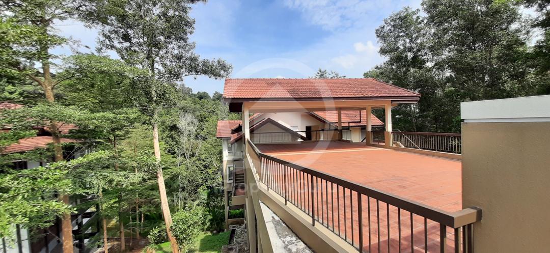 Kayangan Height Bungalow