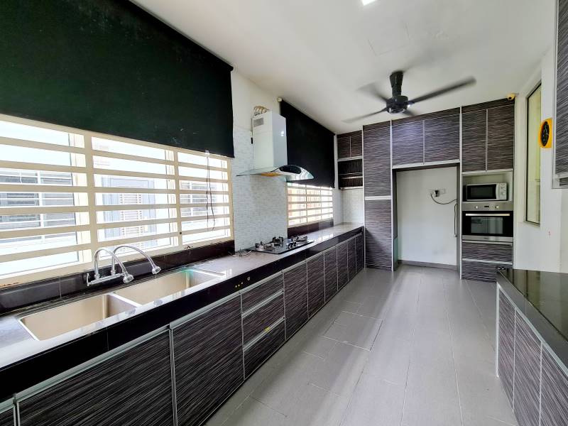 SEKSYEN 13 DOUBLE STOREY TERRACE, TADISMA - photo 6
