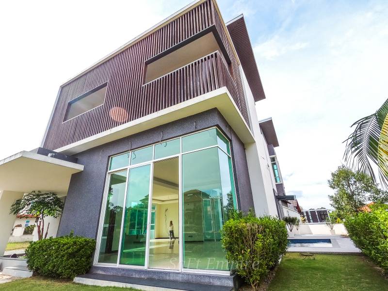 PRIVATE LIFT MODERN BUNGALOW BUKIT JELUTONG - photo 2