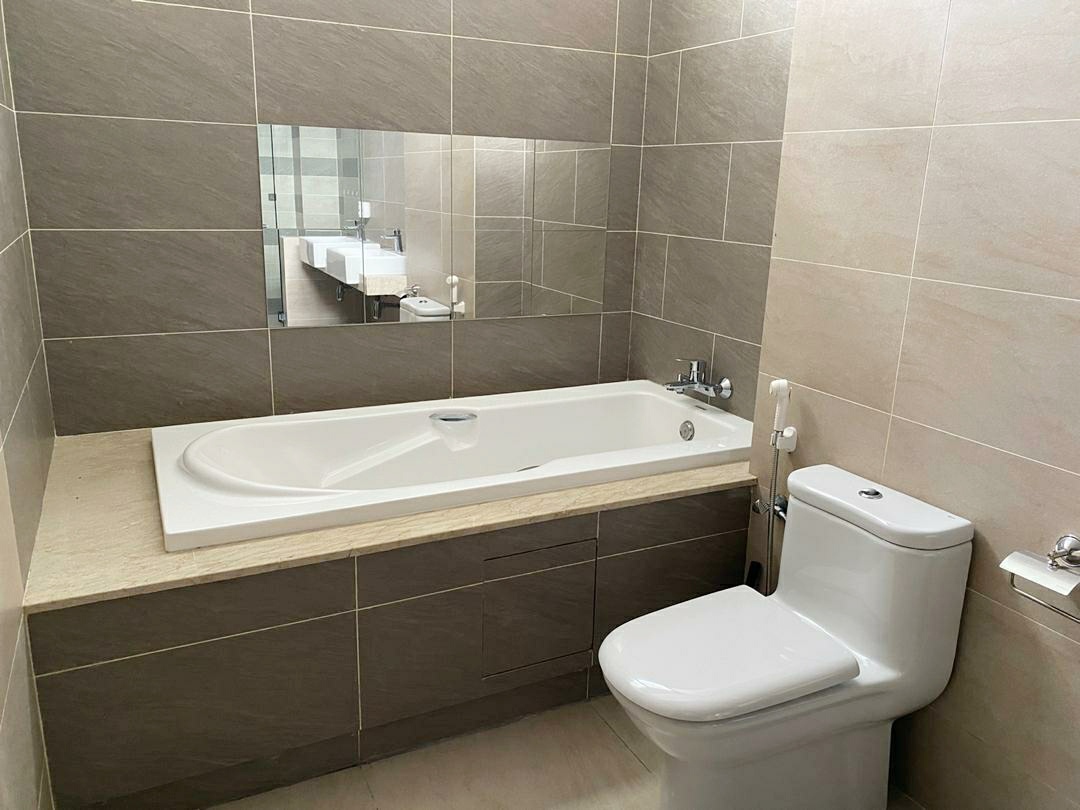 CHEAPEST 3 STOREY COURTYARD VILLA MELAWATI - photo 13