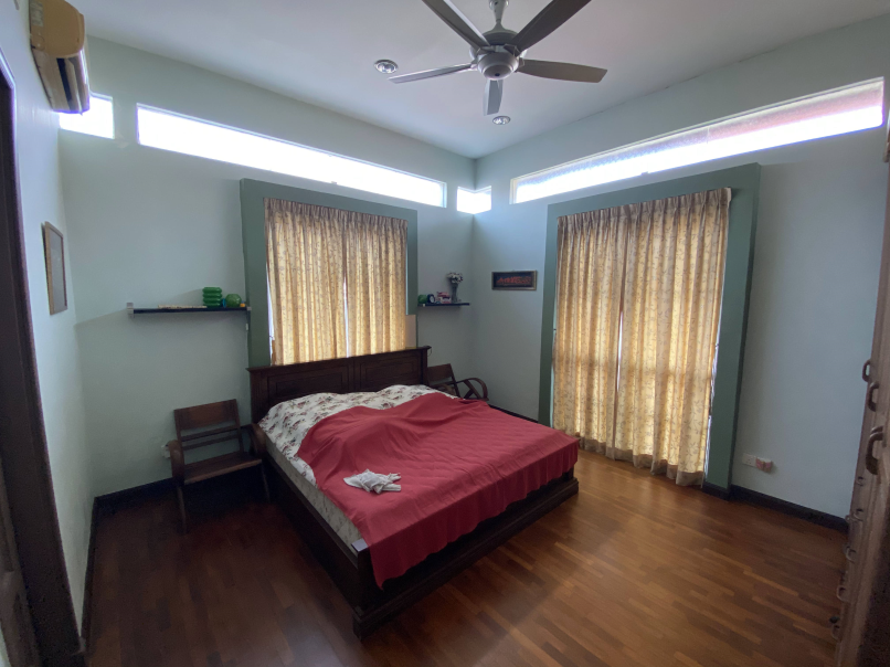 FULLY RENOVATED 2 STOREY SEMI D BUKIT JELUTONG - photo 13