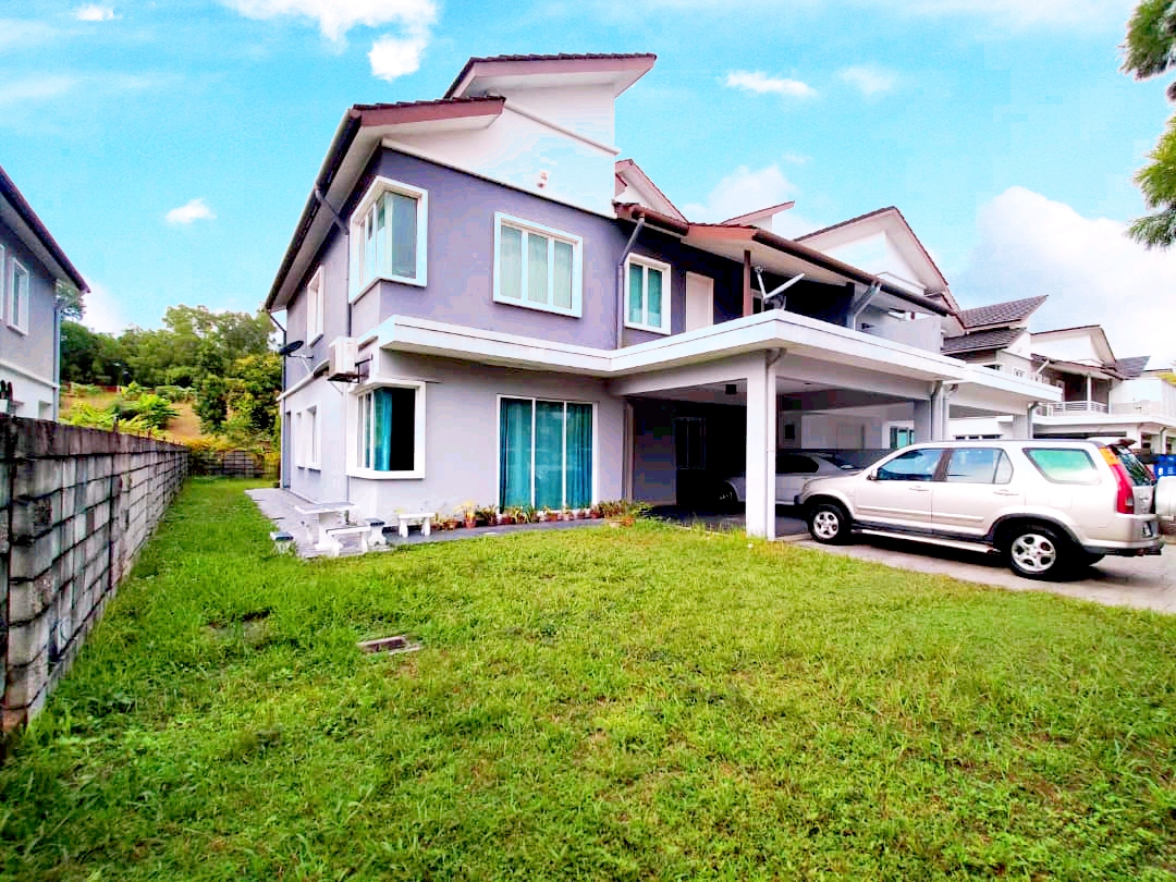 SEMI D 2,5 STOREY SEK 7 SHAH ALAM WITH 9 BEDROOM
