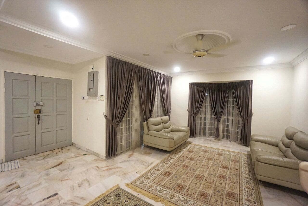 RENOVATED 2 STOREY SEMI D SEKSYEN 9 SHAH ALAM - photo 2