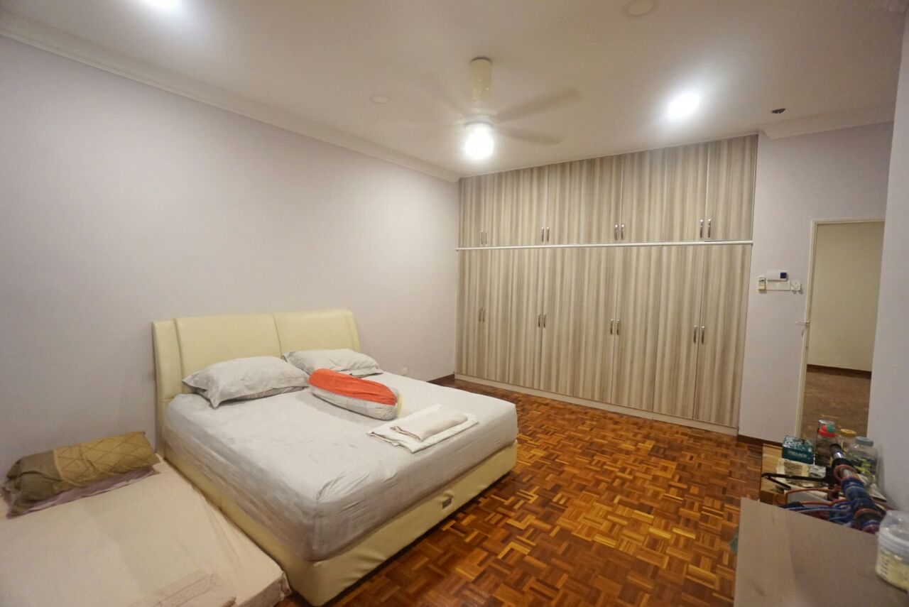 RENOVATED 2 STOREY SEMI D SEKSYEN 9 SHAH ALAM - photo 6