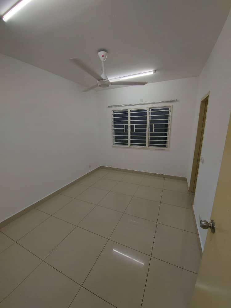 FREEHOLD SERI PINANG APARTMENT SETIA ALAM - photo 3