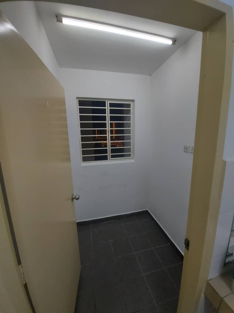 FREEHOLD SERI PINANG APARTMENT SETIA ALAM - photo 8