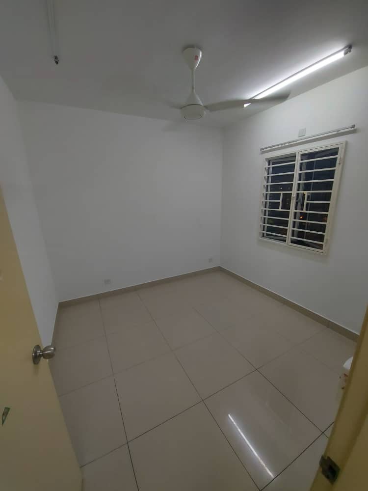 FREEHOLD SERI PINANG APARTMENT SETIA ALAM - photo 12