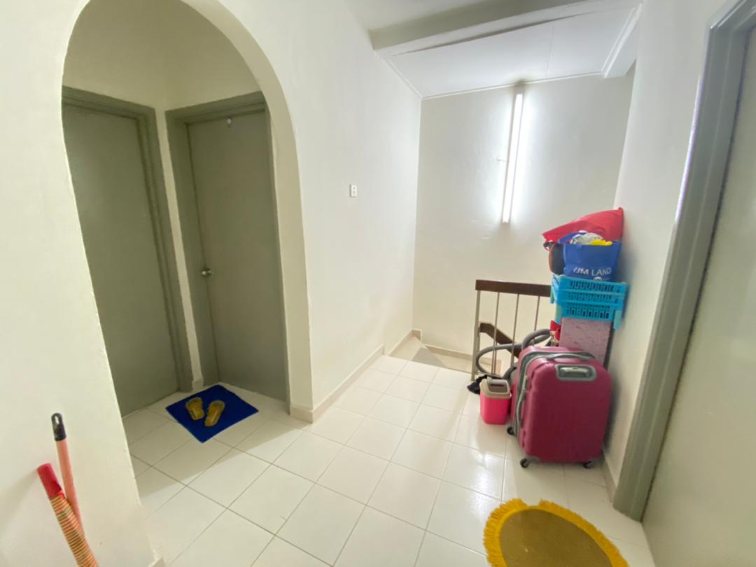 CHEAPEST NON BUMI 2 STOREY BANDAR PUNCAK ALAM - photo 10