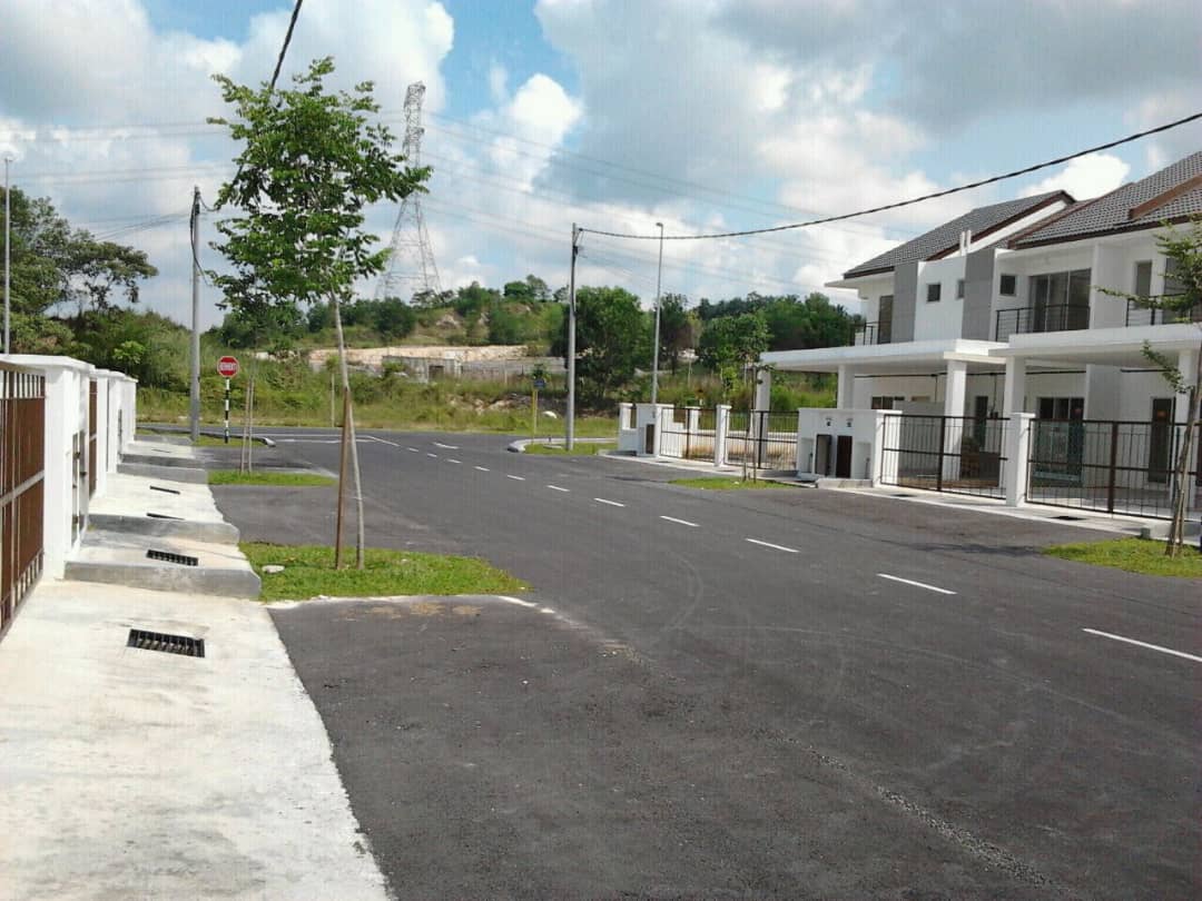 2 STOREY TERRACE, ALAM SURIA BANDAR PUNCAK ALAM - photo 2