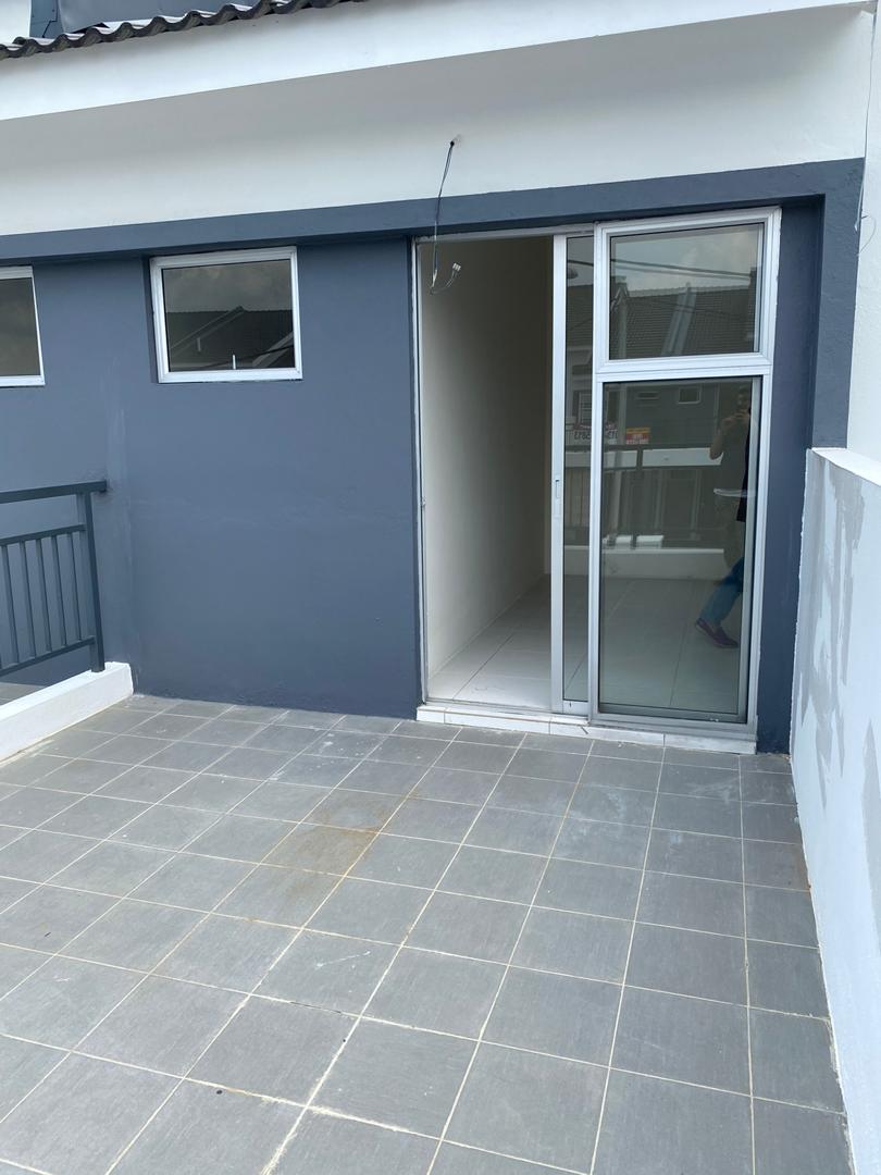 UPPER FLOOR-TOWNHOUSE SIMFONI PERDANA PUNCAK ALAM - photo 2