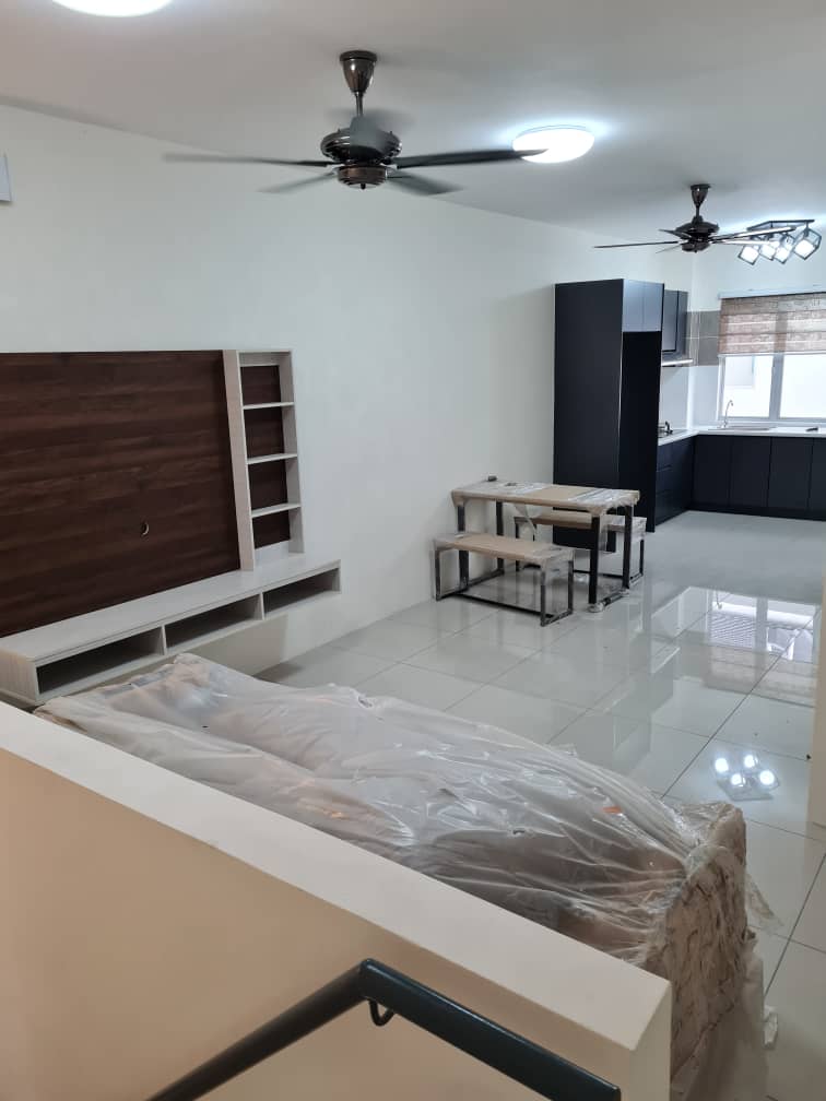 UPPER FLOOR-TOWNHOUSE SIMFONI PERDANA PUNCAK ALAM - photo 10
