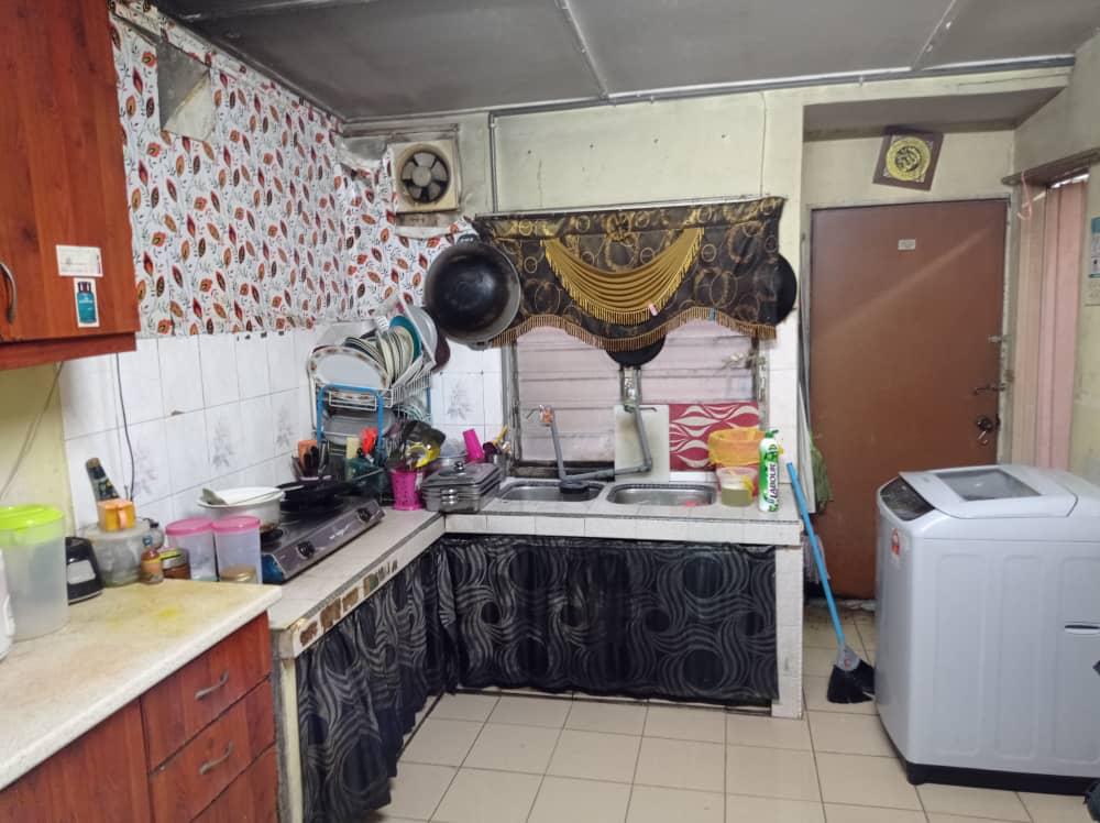 DOUBLE STOREY, SEKSYEN 19 SHAH ALAM - photo 4