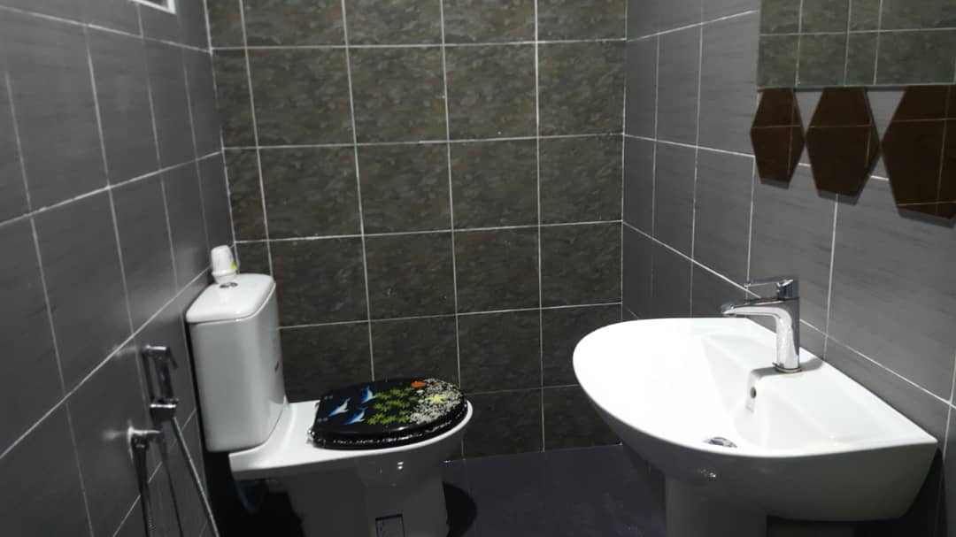 CORNER LOT 2 STOREY TERRACE HOUSE SEK 7 SHAH ALAM - photo 4