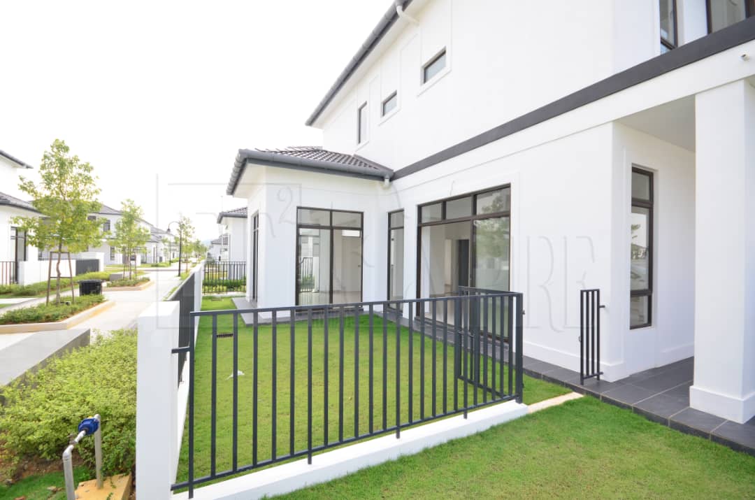 2 STOREY AVENHAM GARDEN TYPE C PUNCAK ALAM - photo 2