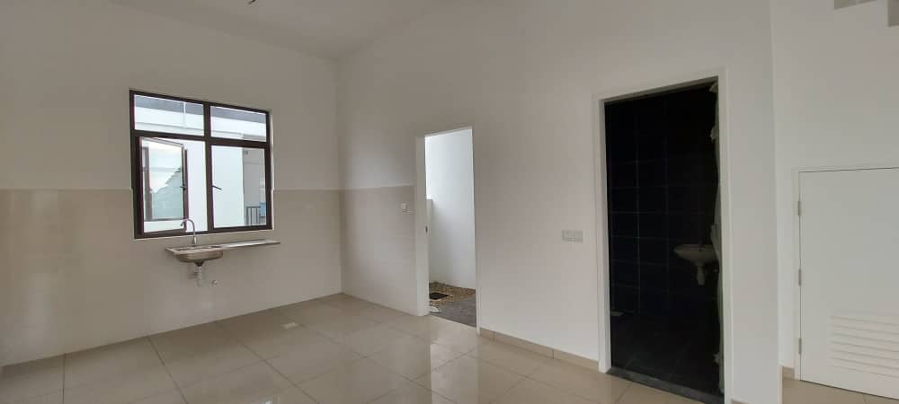 CORNER LOT 2 STOREY AVENHAM GARDEN PUNCAK ALAM - photo 6