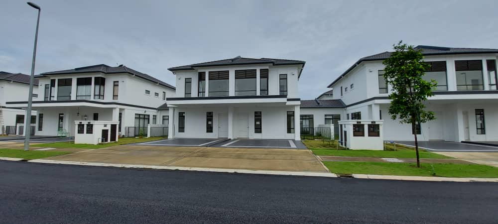CHEAPEST 2 STOREY AVENHAM GARDEN PUNCAK ALAM - photo 2