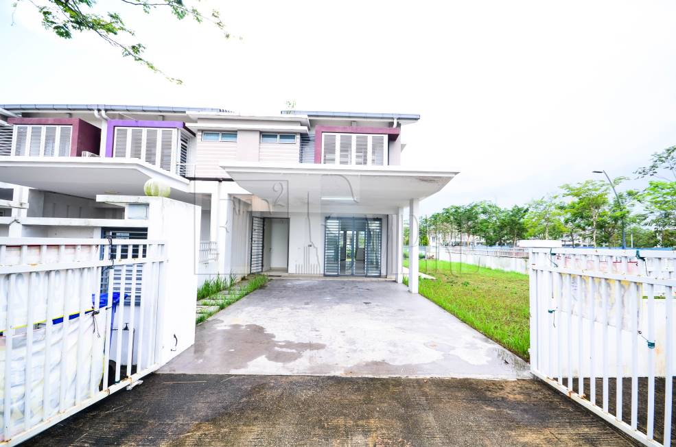 CORNER LOT 2 STOREY ELMINA GARDEN SHAH ALAM - photo 3