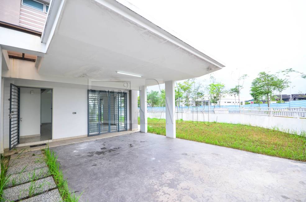 CORNER LOT 2 STOREY ELMINA GARDEN SHAH ALAM - photo 4