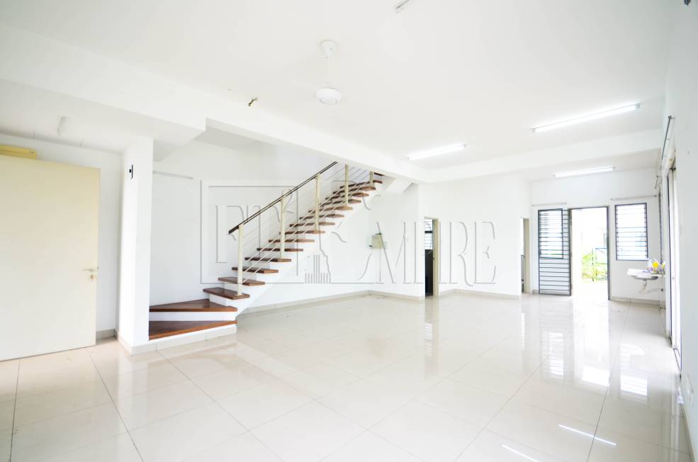 CORNER LOT 2 STOREY ELMINA GARDEN SHAH ALAM - photo 8
