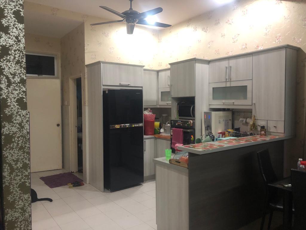 CORNER LOT EXTRA LAND 2 STOREY TMN SUTERA KAJANG - photo 4