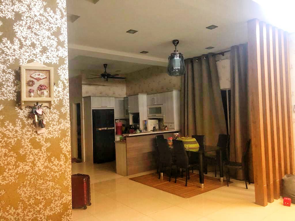 CORNER LOT EXTRA LAND 2 STOREY TMN SUTERA KAJANG - photo 5