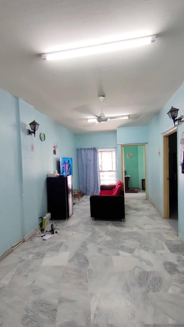 FREEHOLD TERATAI MEWAH APARTMENT - photo 2