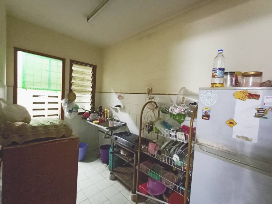 APARTMENT PUSAT KOMERSIAL LEVEL 3 SEK 7 SHAH ALAM - photo 4