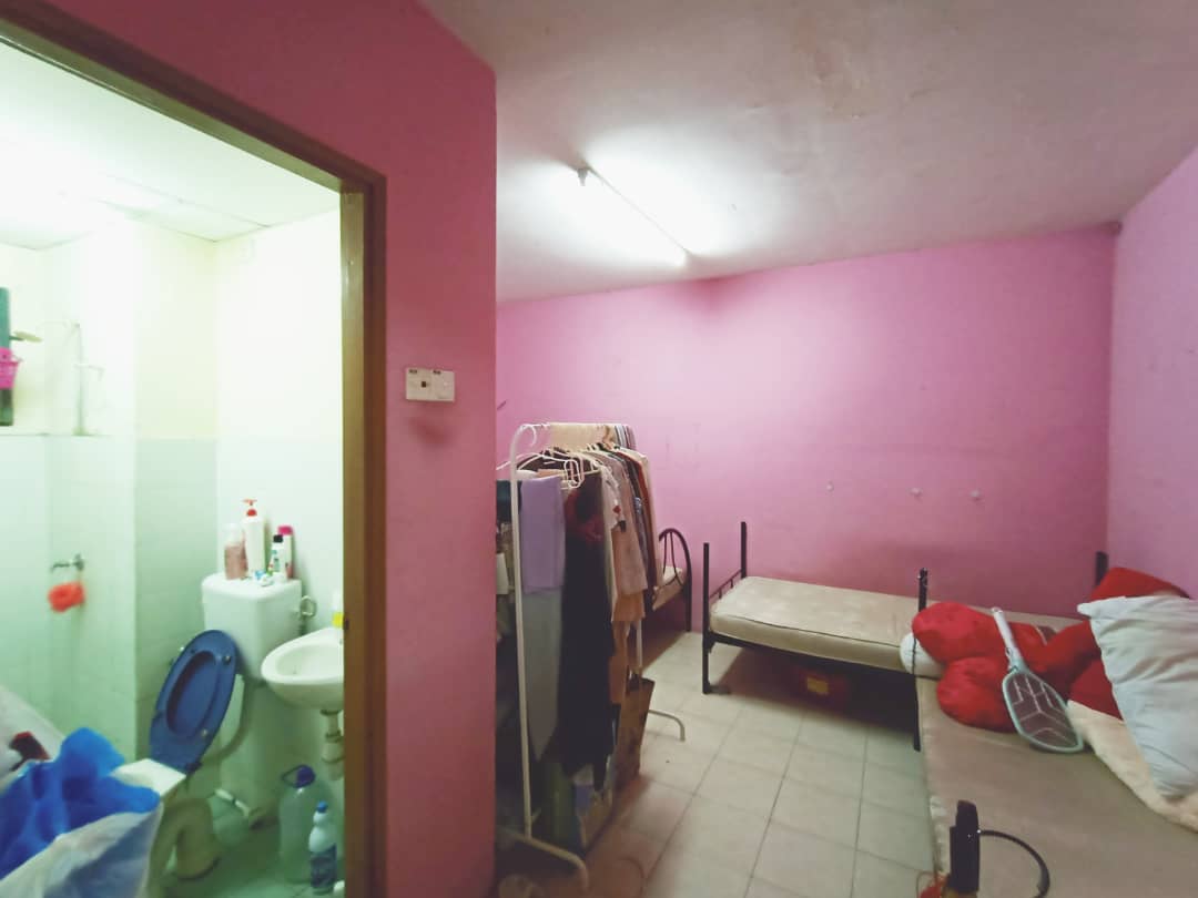 APARTMENT PUSAT KOMERSIAL LEVEL 3 SEK 7 SHAH ALAM - photo 6