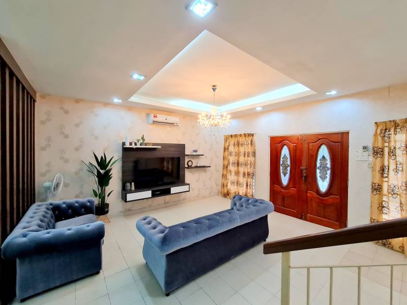 RENOVATED 2 STOREY TMN PUNCAK SAUJANA, KAJANG - photo 2