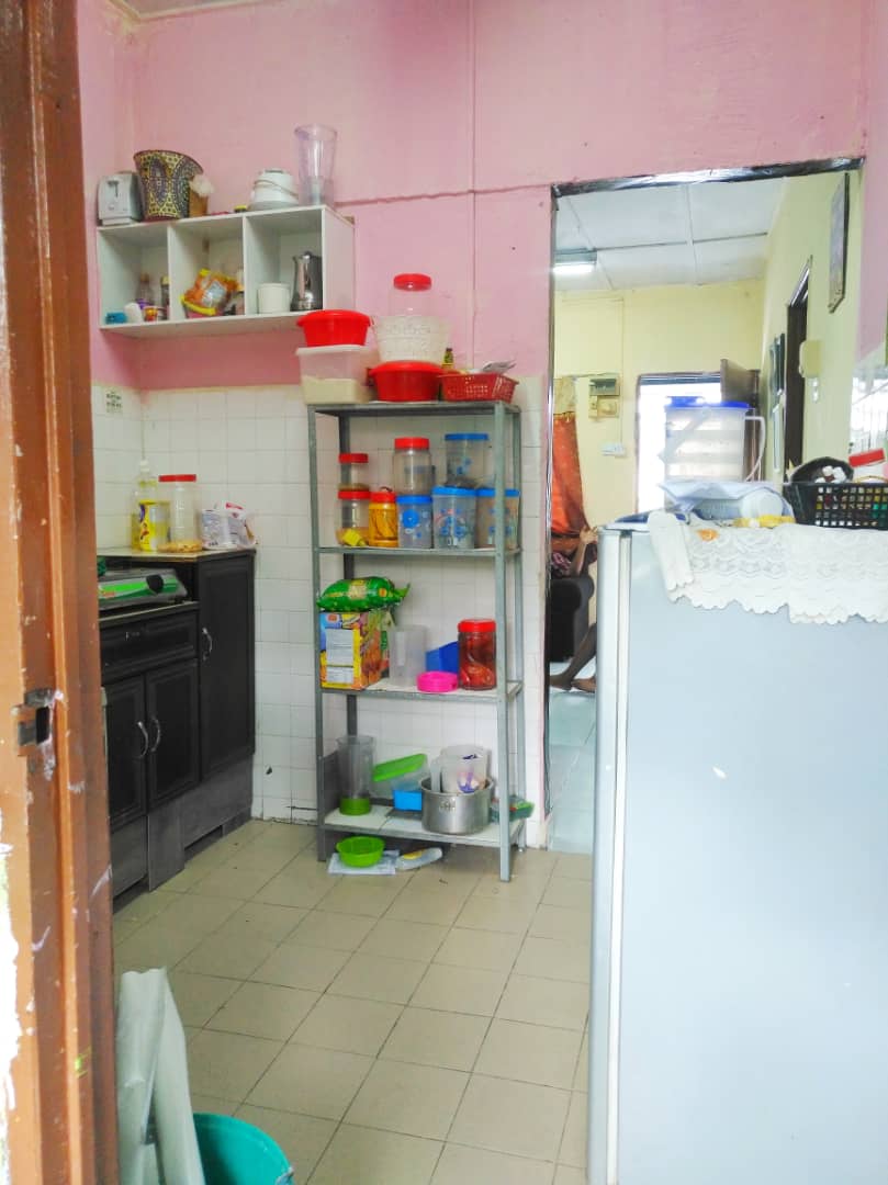 FLAT TAMAN PINGGIRAN BATU CAVES - photo 4