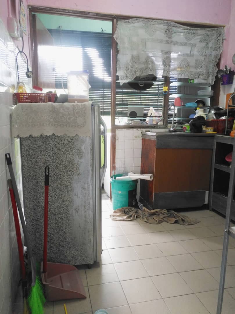 FLAT TAMAN PINGGIRAN BATU CAVES - photo 6