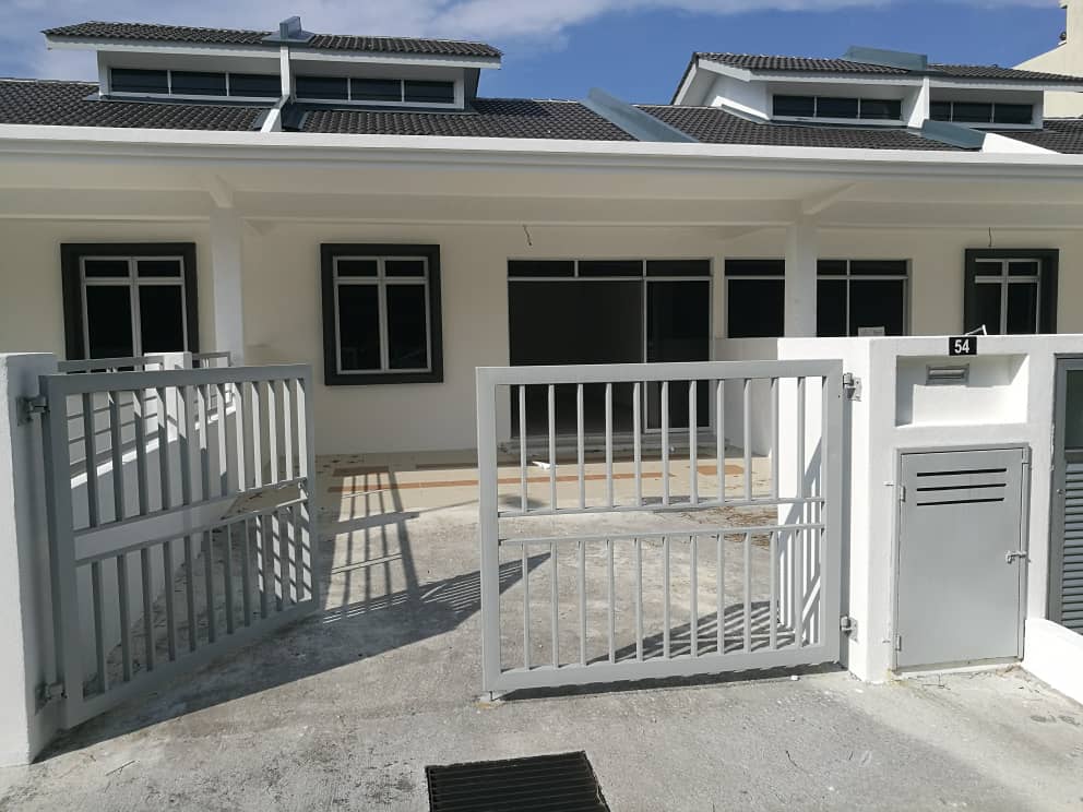 1 STOREY HOUSE TMN DATO HORMAT, TELUK PANGLIMA GAR - photo 1