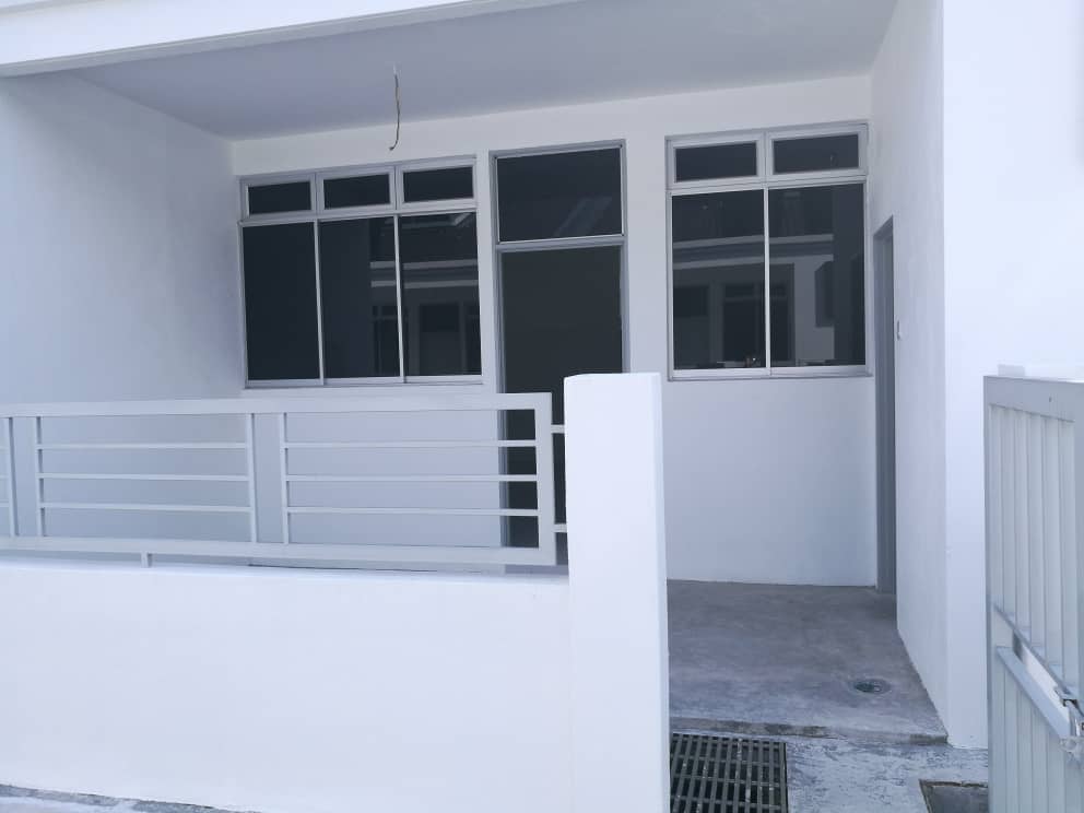 1 STOREY HOUSE TMN DATO HORMAT, TELUK PANGLIMA GAR - photo 3