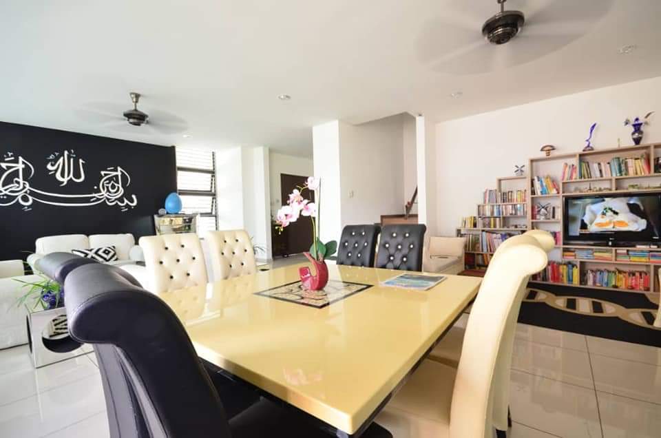 END LOT 2 STOREY SEMI D GARDEN VILLA SEK 7 SHAH AL - photo 2