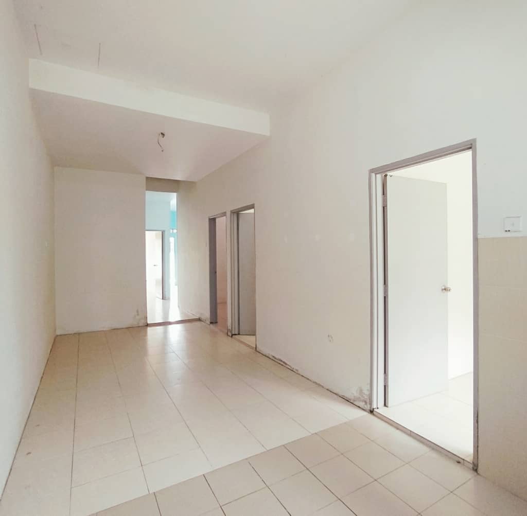 FREEHOLD, 1 STOREY TERRACE TELUK PANGLIMA GARANG - photo 10