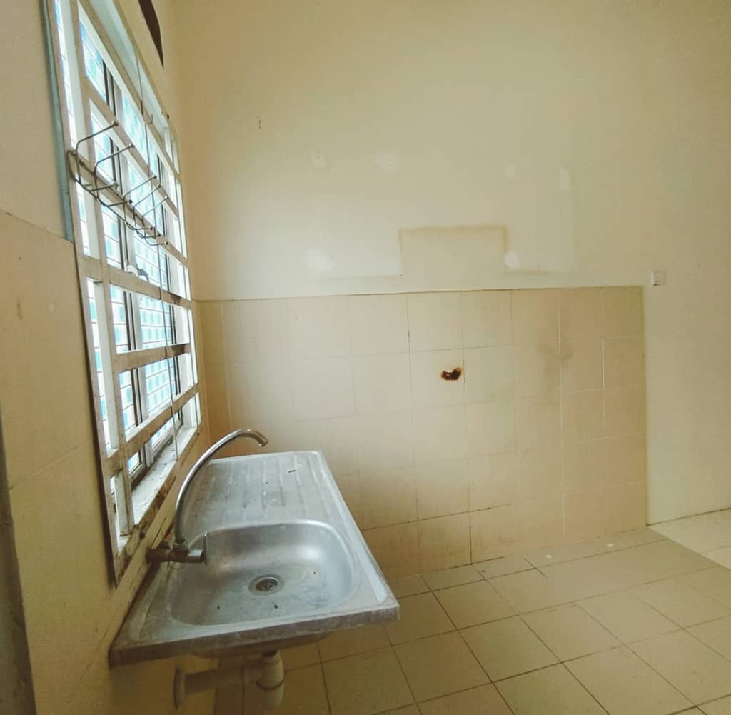 FREEHOLD, 1 STOREY TERRACE TELUK PANGLIMA GARANG - photo 12