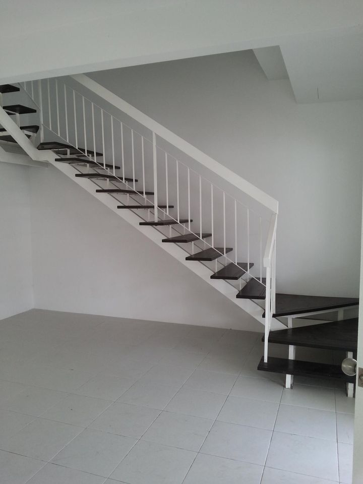 NON BUMI, 2 STOREY TERRACE BANDAR SAUJANA PUTRA - photo 3