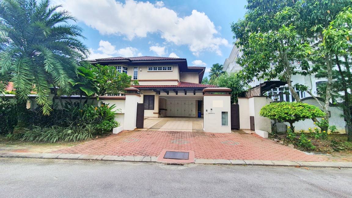 EXCLUSIVE BUNGALOW JALAN MIHRAB, BUKIT JELUTONG