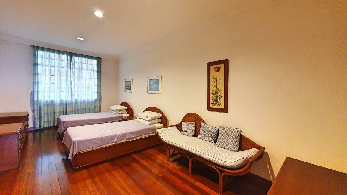 EXCLUSIVE BUNGALOW JALAN MIHRAB, BUKIT JELUTONG - photo 13