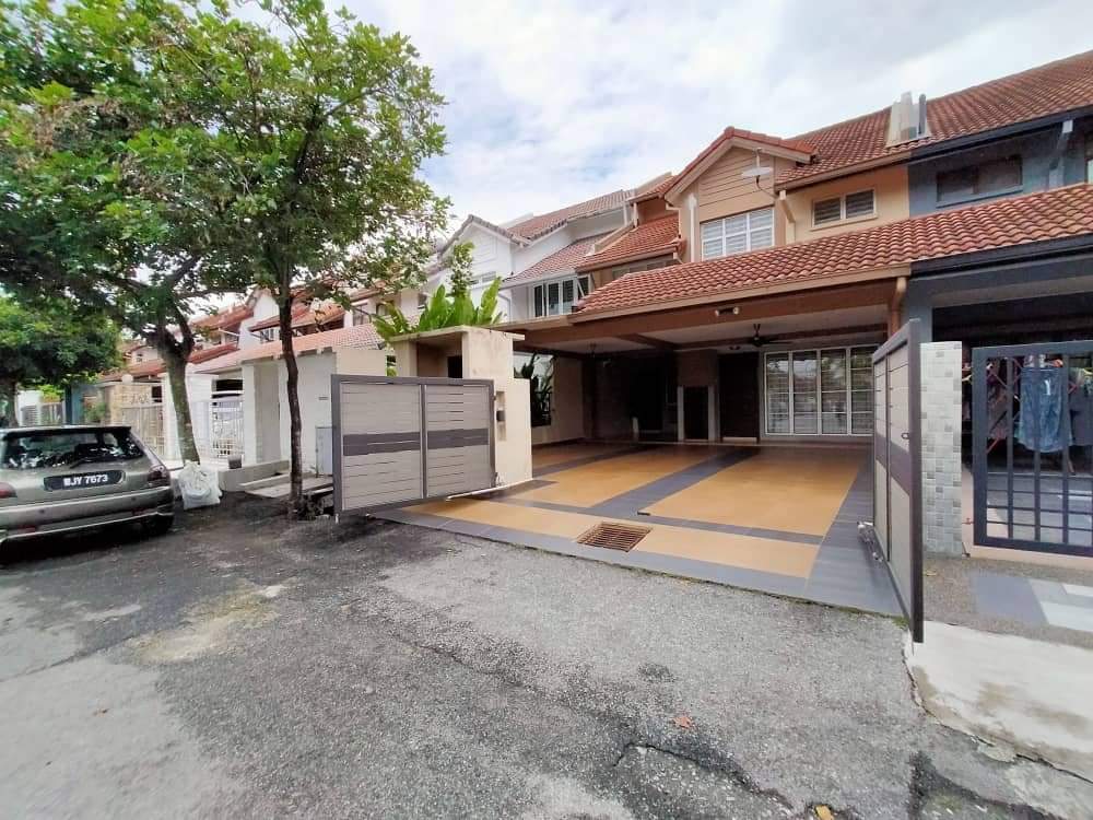 FREEHOLD 2 STOREY HOUSE, PUTRA HEIGHTS SUBANG JAYA