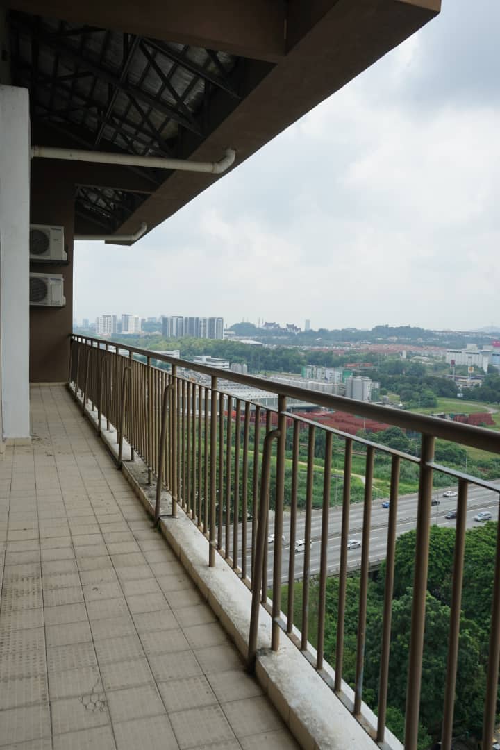 PENTHOUSE PURI AIYU CONDOMINIUM SEK 22 - photo 6