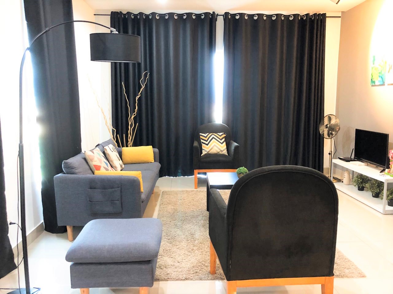 The Loft ZetaPark 1281sqft 3R2B2C FF Rm2200