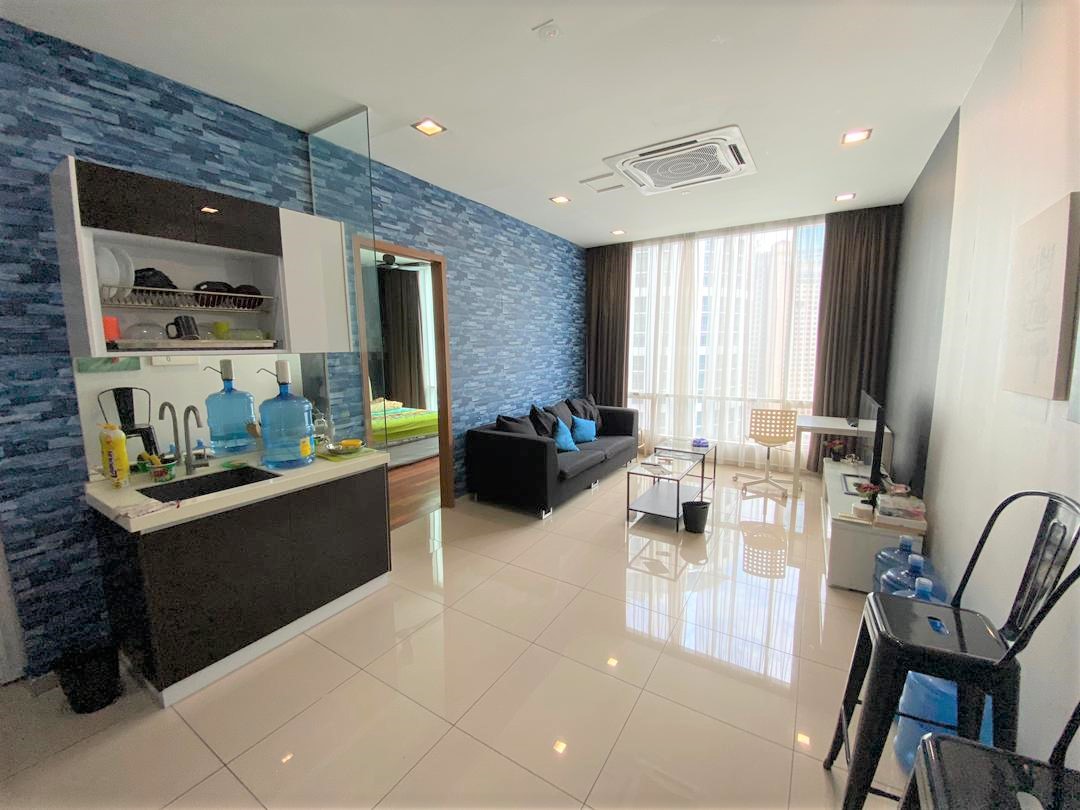 Soho suites 2 room 1 bathroom 650sf 2500