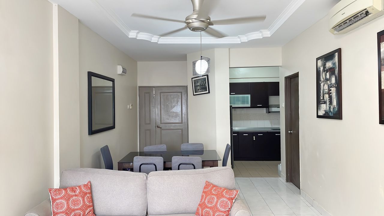 W0453 Vista Hatamas Apartment 851 3R2B1C FF RM1100