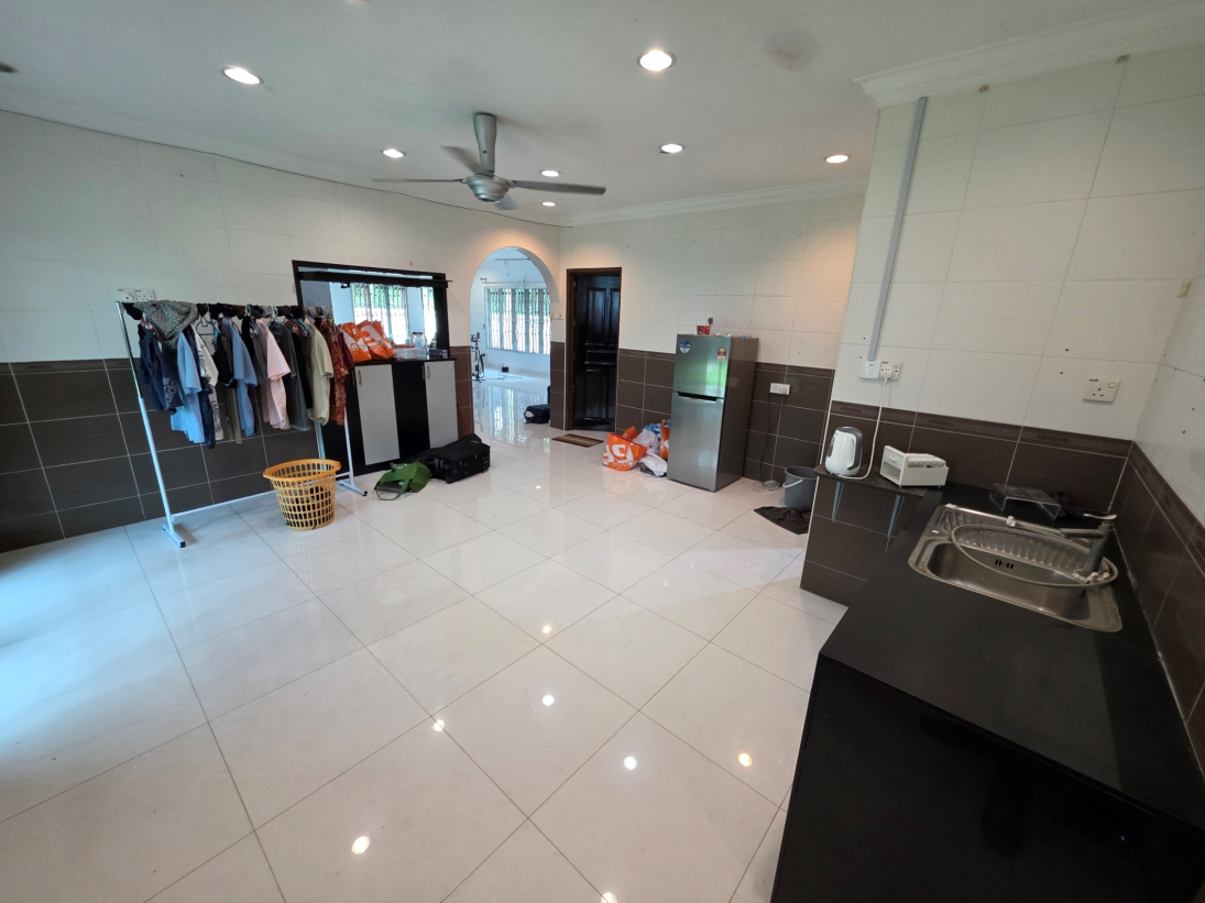 Taman Seri Damai, 6951sqft, Corner Lot, Full Loan - photo 4