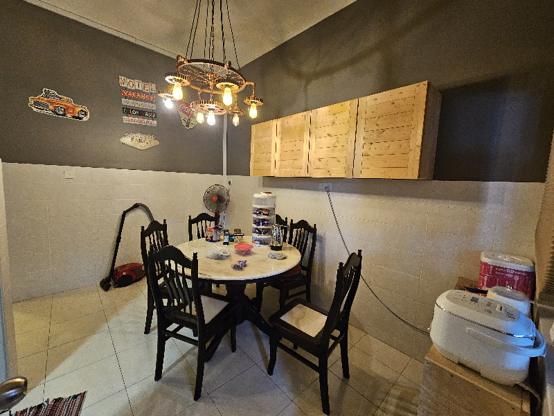 Hillpark 2 Sty House Endlot Rent, Fully Furnished, 4r3b,Gated and Guarded - photo 4