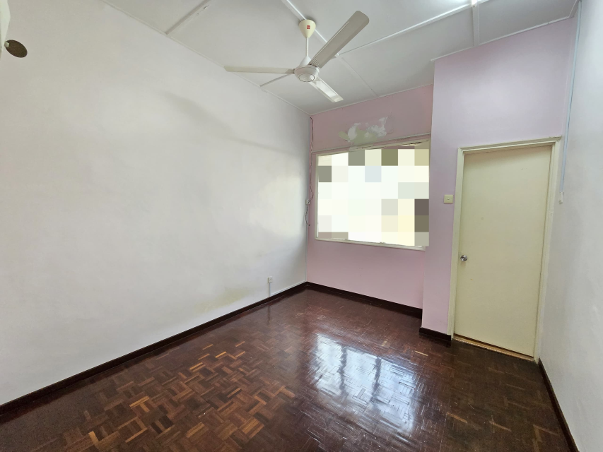 Taman Sinar Suria Kepong - photo 6