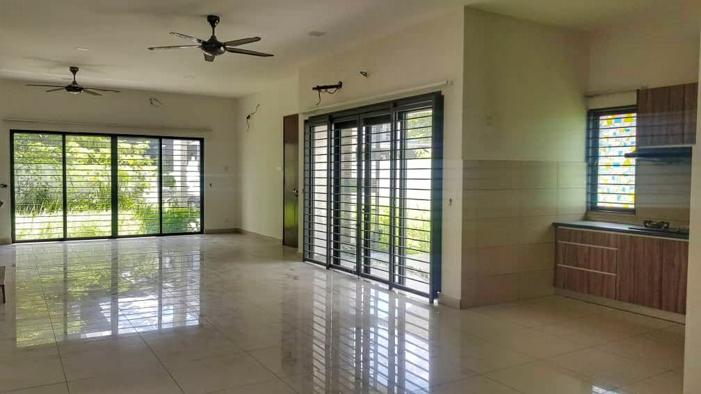 Semi Detached Kayumanis Garden Villa , Bangi - photo 2
