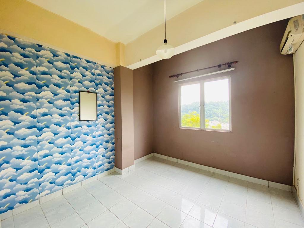 Oakleaf Park Condominium, Ampang Selangor - photo 4